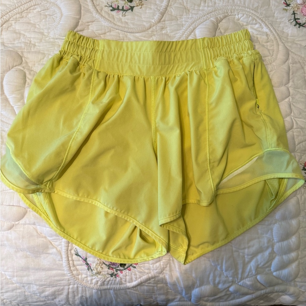 lululemon athletica Women's Athletic Shorts - Bright Yellow